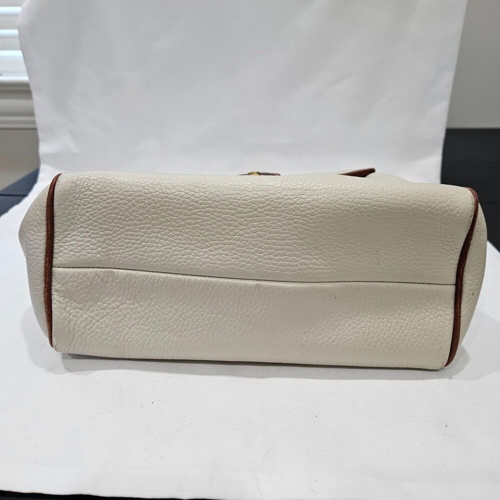Vintage Coach Sheridan Monticello Leather Crossbody Bag 4226 Cream Brown 90s - Picture 3 of 16